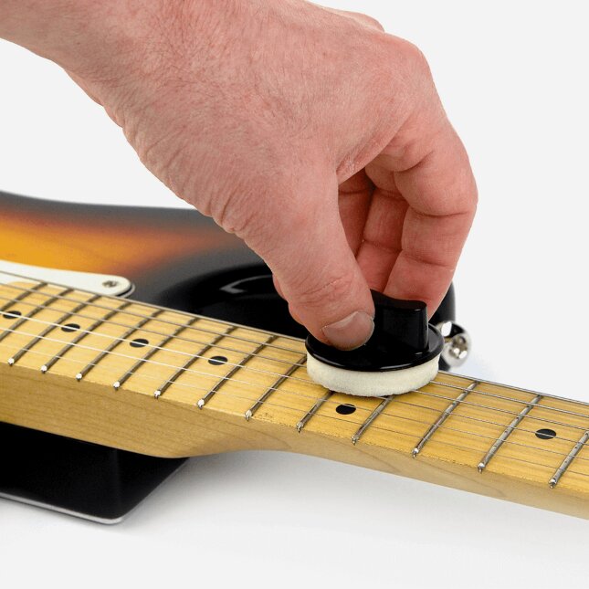 D'Addario XLR8 čistidlo na struny