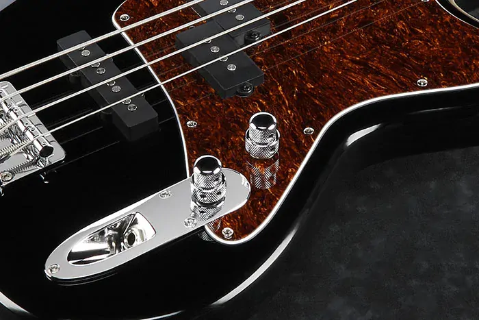 Ibanez TMB100 BK baskytara