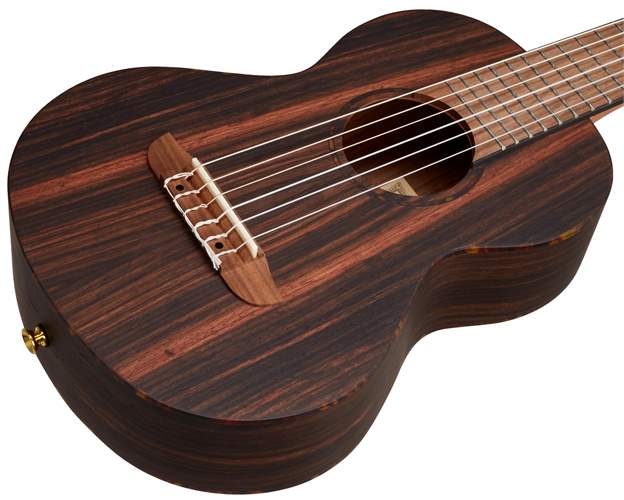 Ortega RGL5EB kytarové ukulele