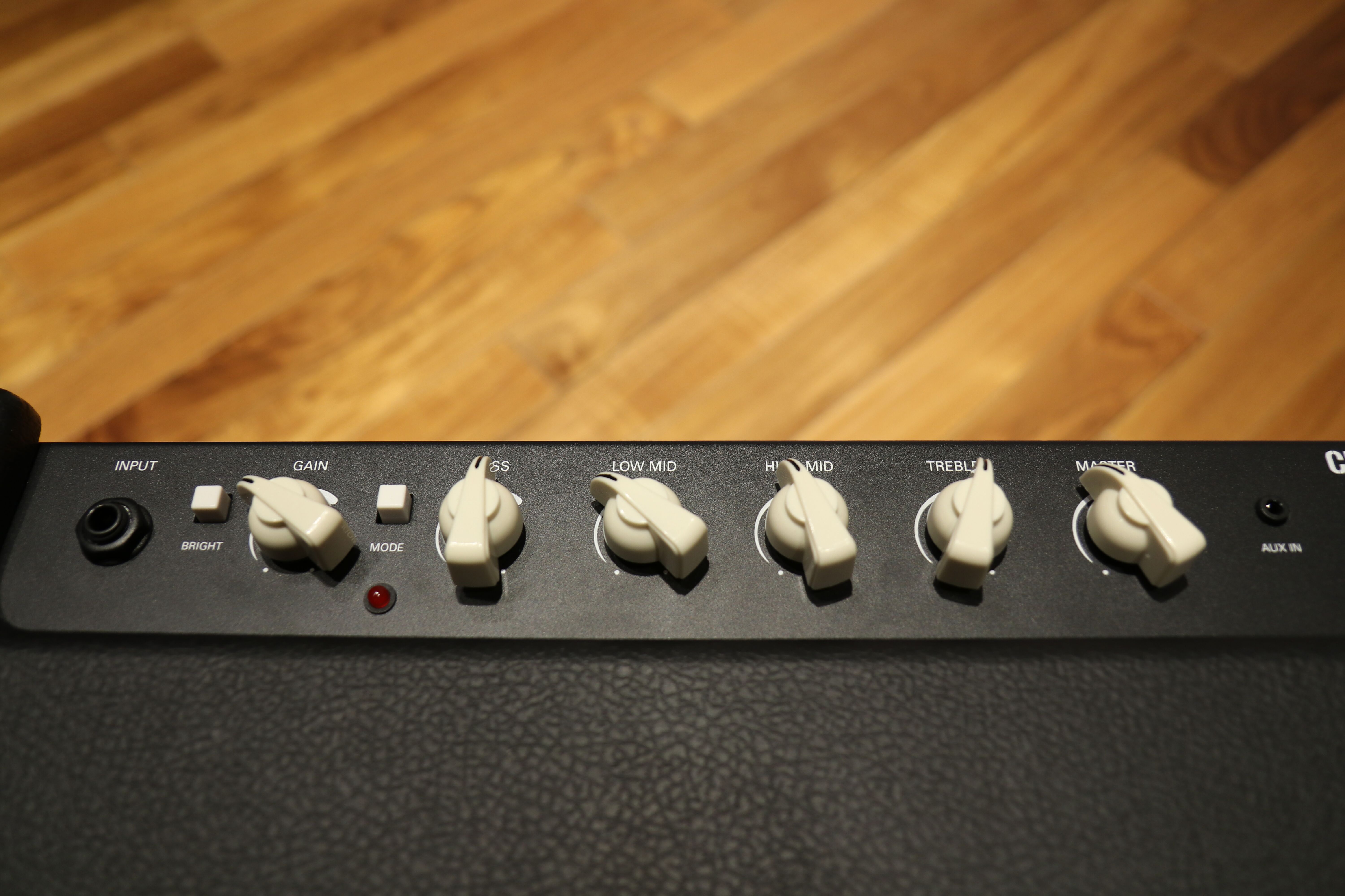 Cort CM150B kombo pro baskytaru