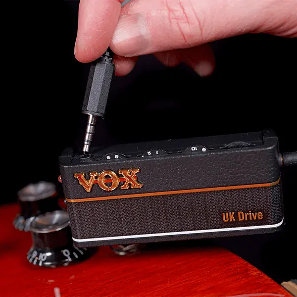 Vox AmPlug 3 UK Drive sluchátkový zesilovač